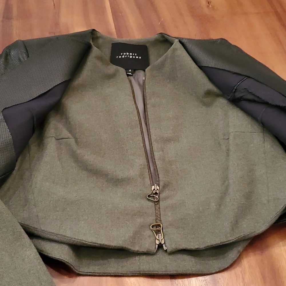 Jacket - Picture 4 of 5